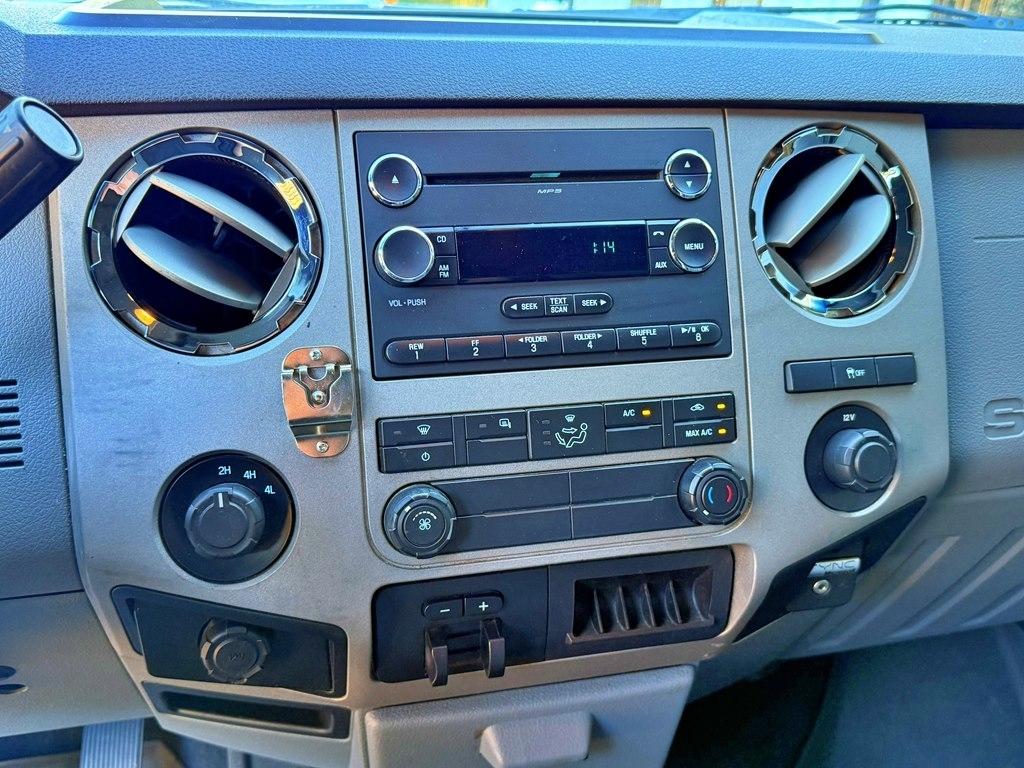 Ford F-250 SD  2013