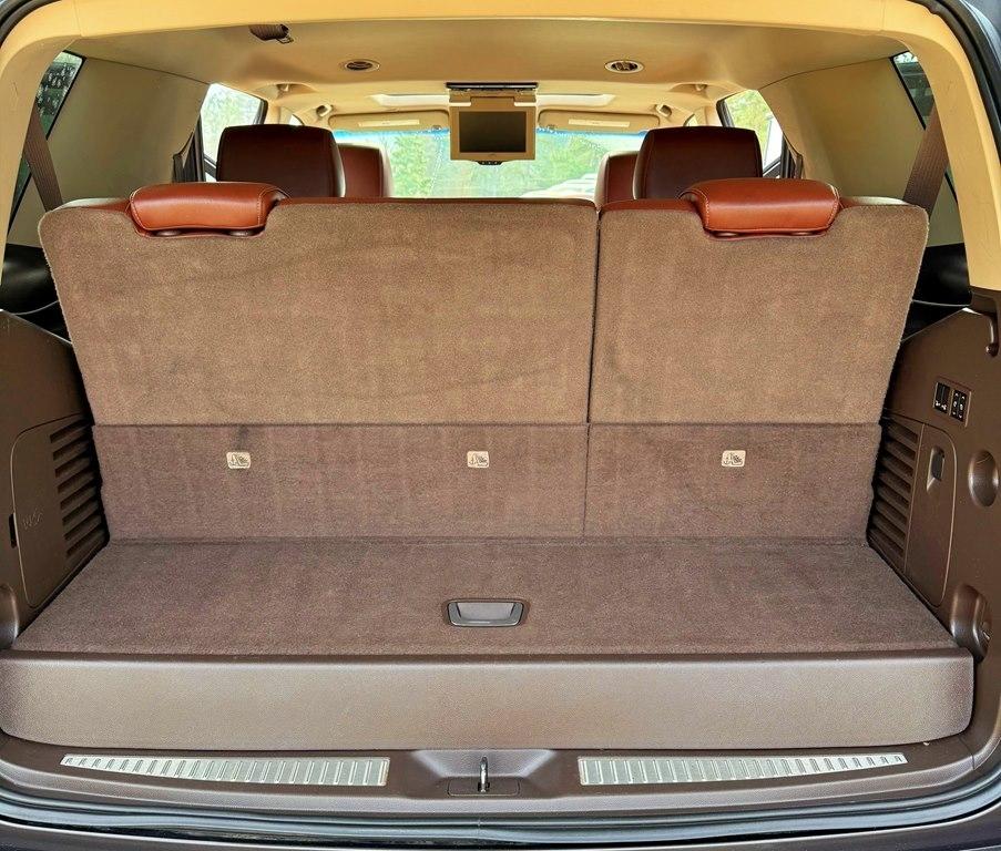 Chevrolet Tahoe  2015