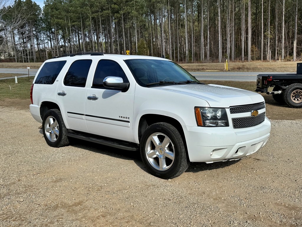 Chevrolet Tahoe  2012