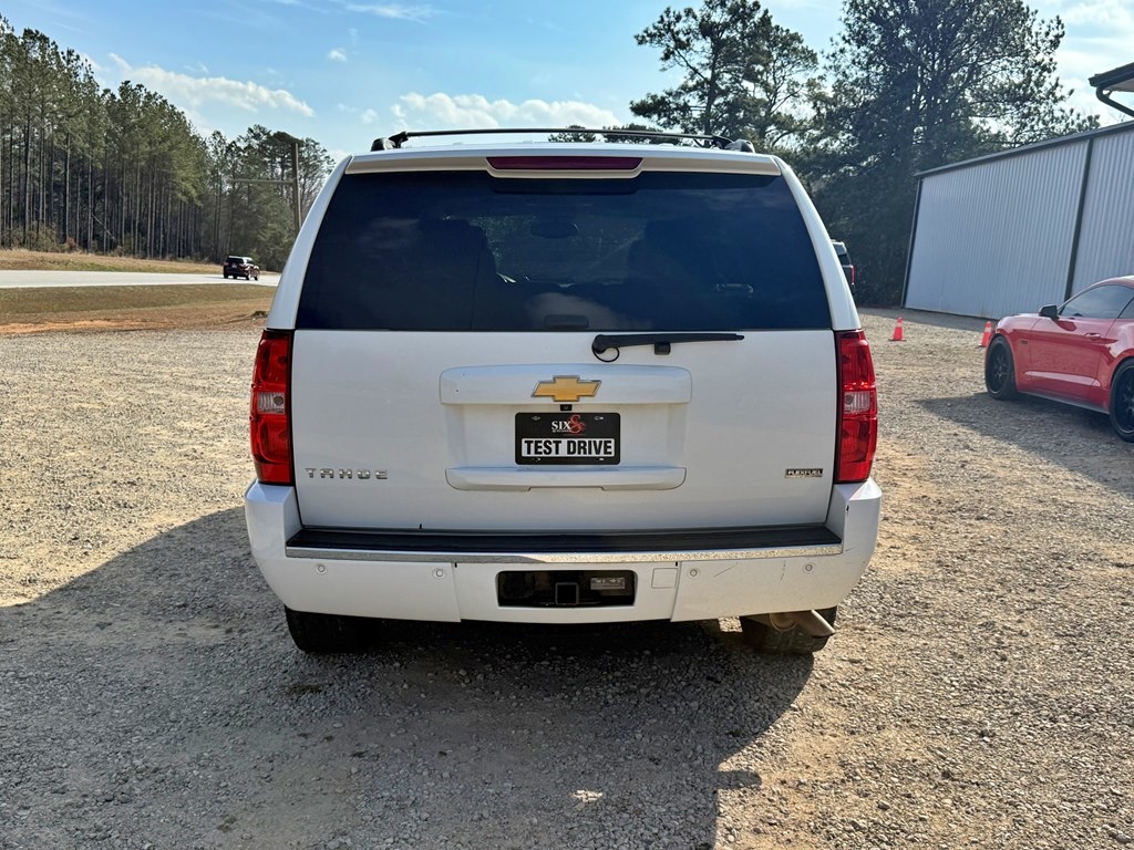 Chevrolet Tahoe  2012