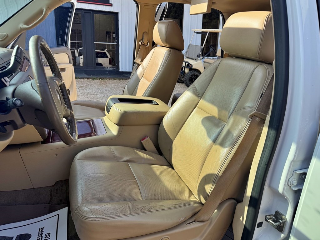 Chevrolet Tahoe  2012