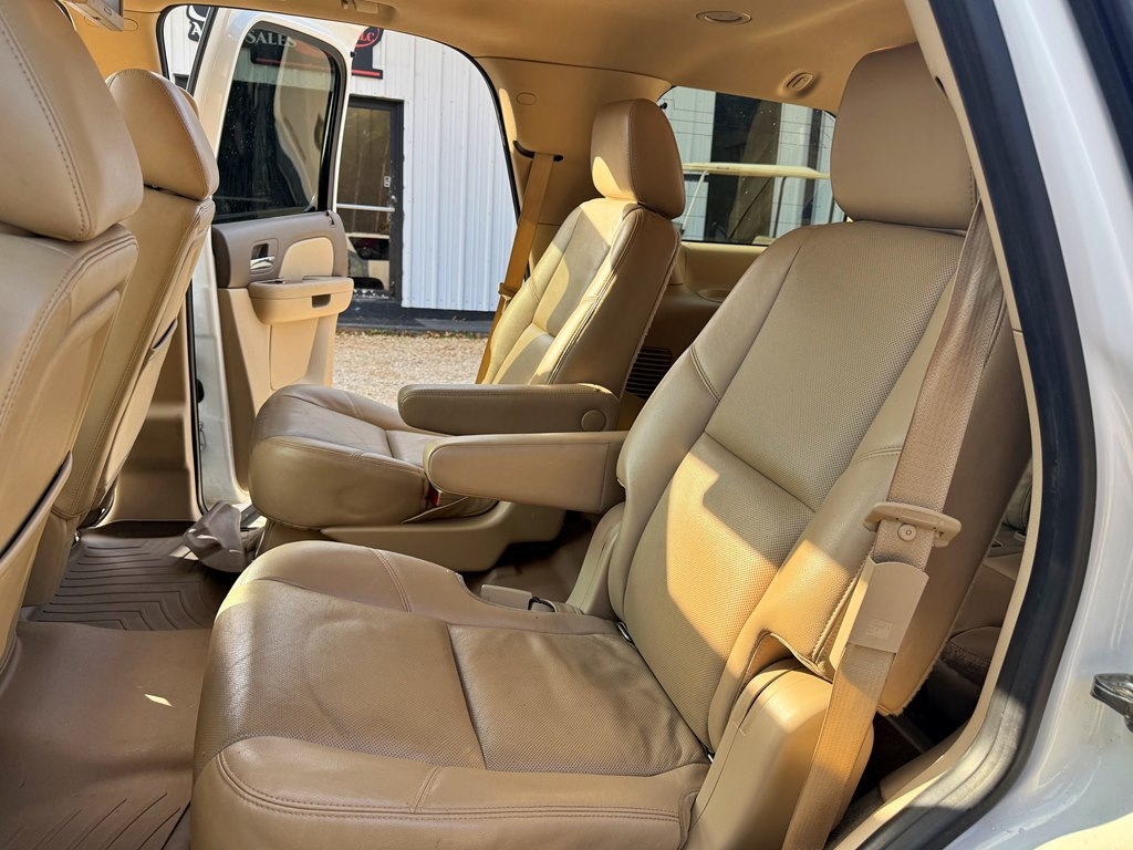 Chevrolet Tahoe  2012