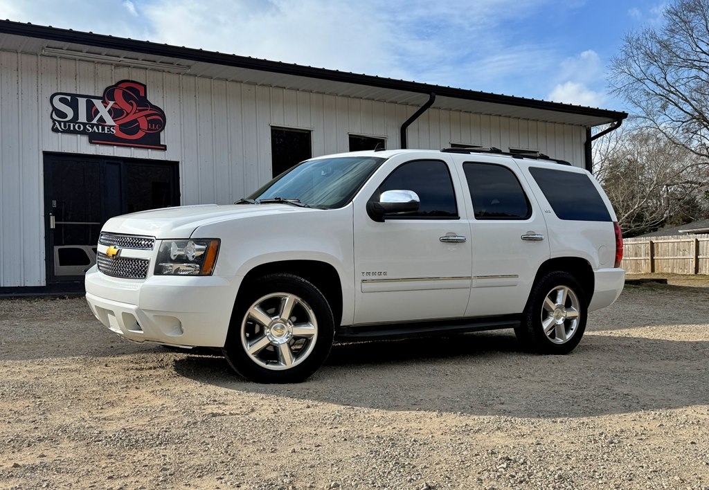 Chevrolet Tahoe  2012