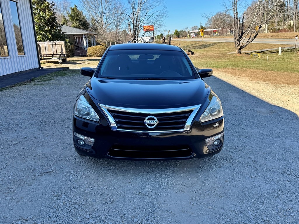 Nissan Altima  2015