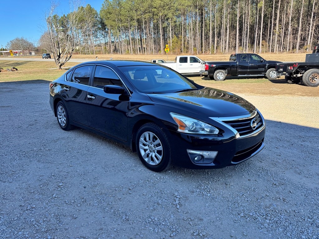 Nissan Altima  2015