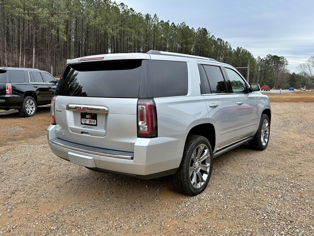 GMC Yukon Denali  2017