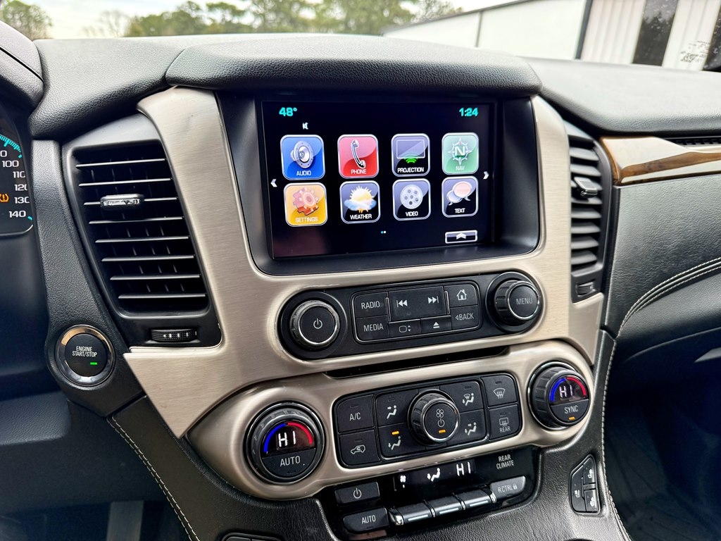 GMC Yukon Denali  2017