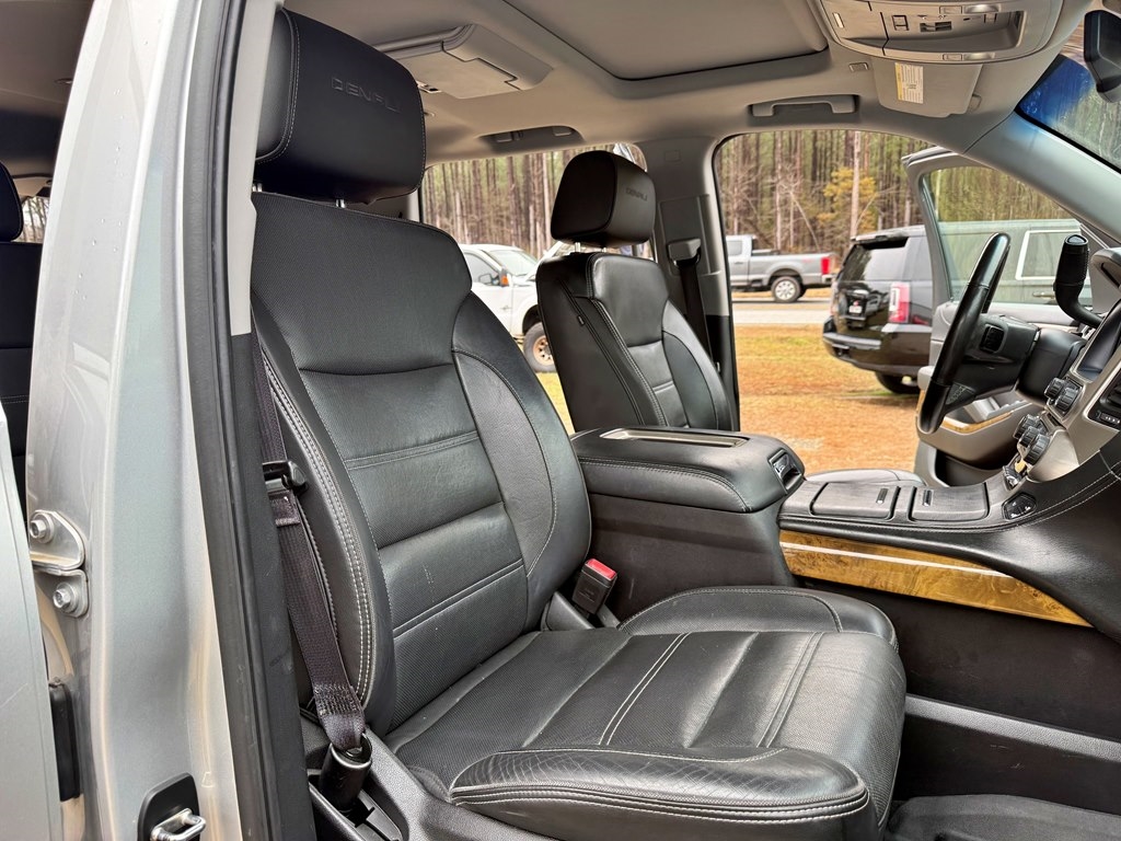 GMC Yukon Denali  2017