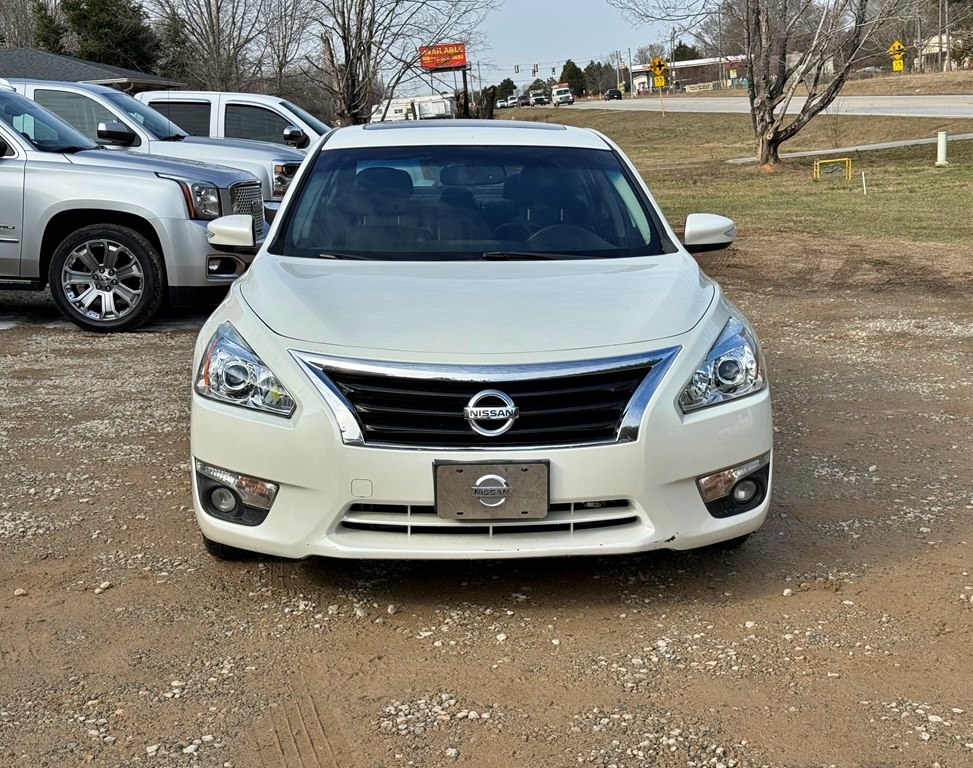 Nissan Altima  2014