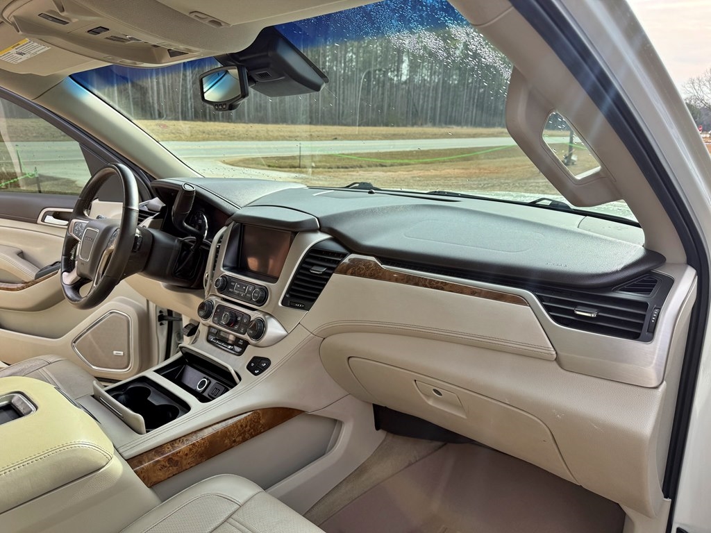 GMC Yukon Denali  2015