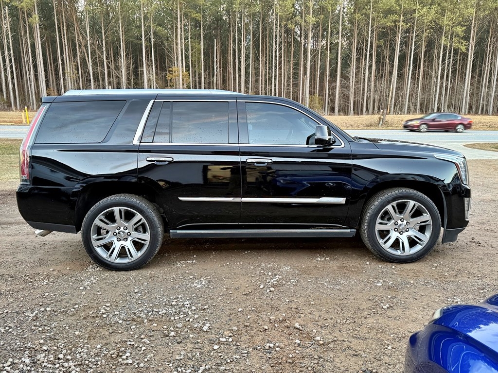 Cadillac Escalade  2016