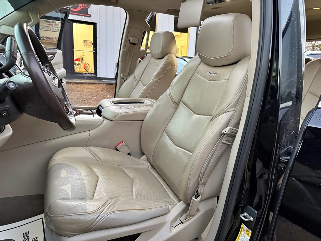 Cadillac Escalade  2016