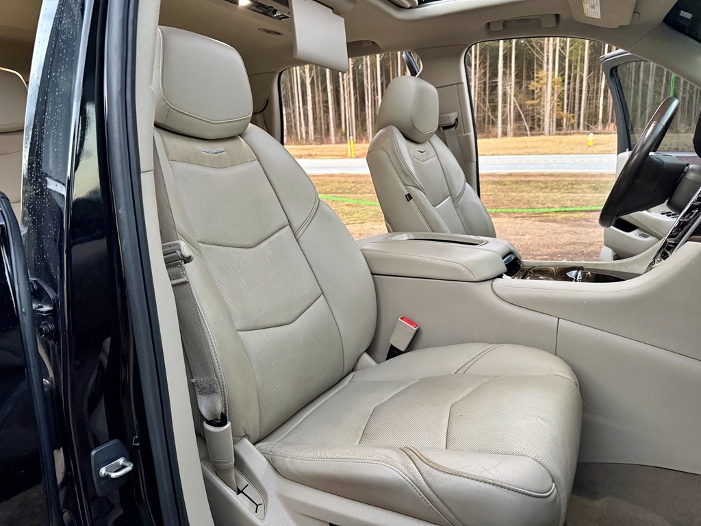 Cadillac Escalade  2016