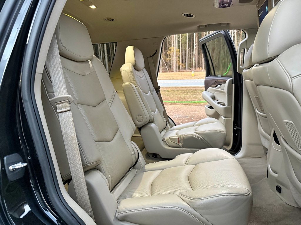 Cadillac Escalade  2016