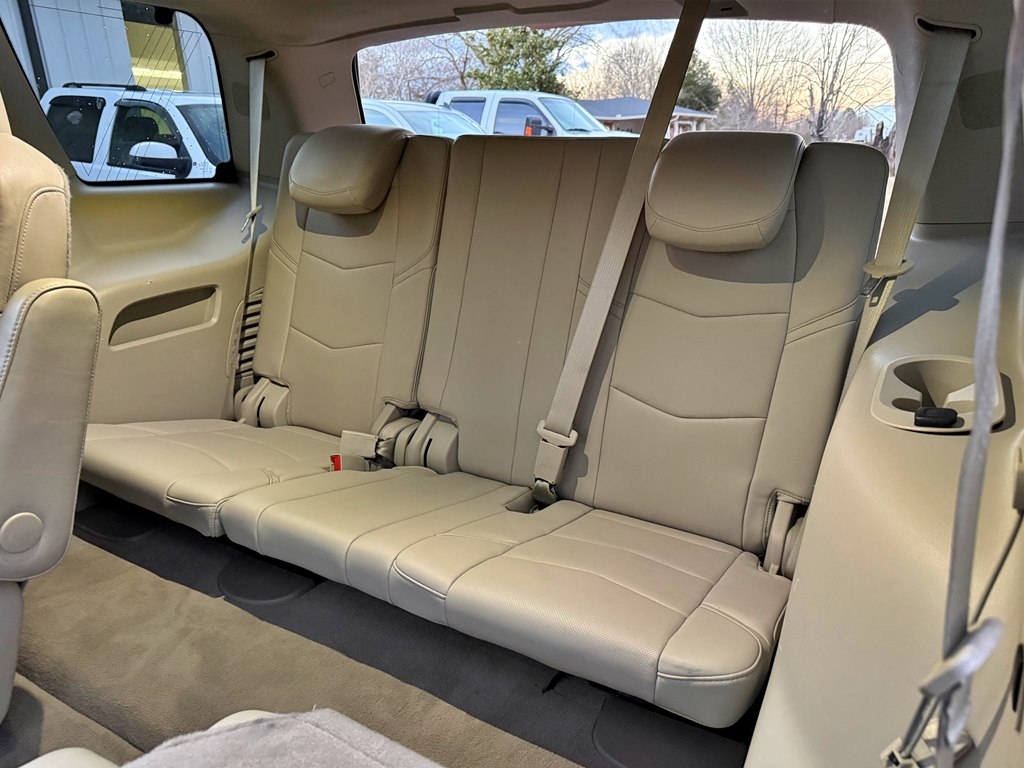 Cadillac Escalade  2016