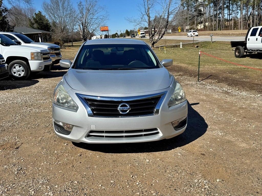 Nissan Altima  2015