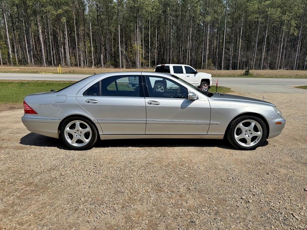 Mercedes-Benz S-Class  2005