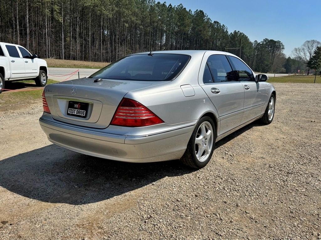 Mercedes-Benz S-Class  2005