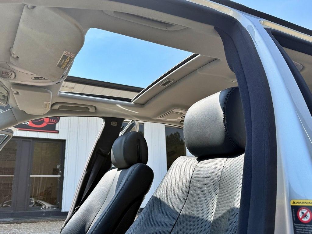 Mercedes-Benz S-Class  2005