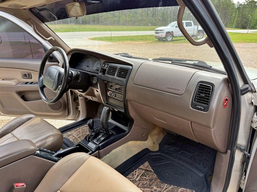 Toyota 4Runner  1996