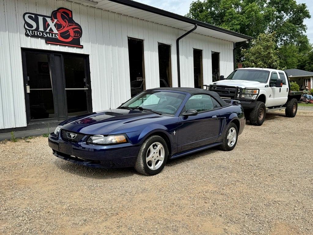 Ford Mustang  2002