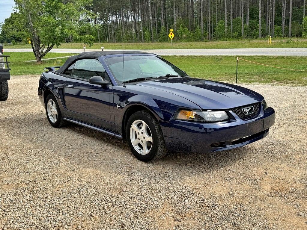Ford Mustang  2002