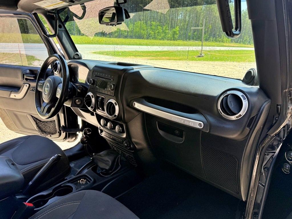 Jeep Wrangler  2014