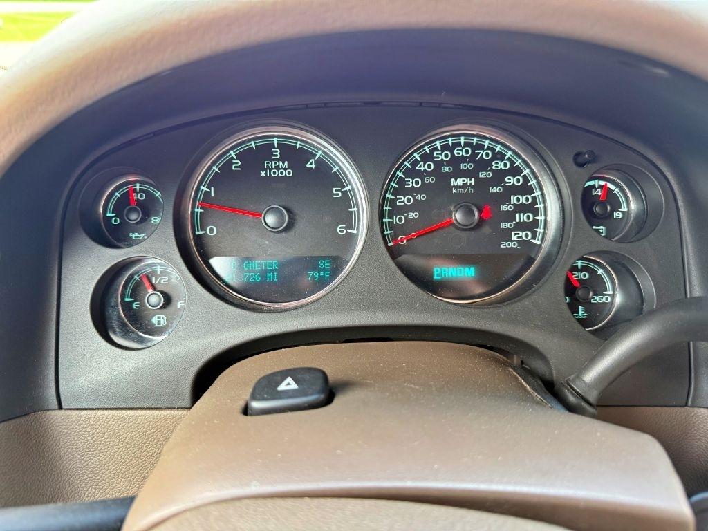 Chevrolet Tahoe  2011