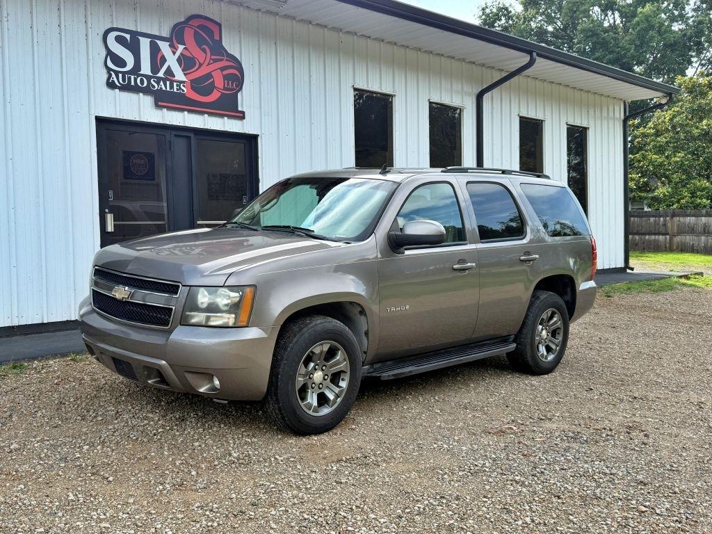 Chevrolet Tahoe  2011