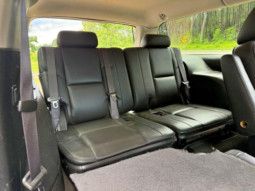 Cadillac Escalade  2013