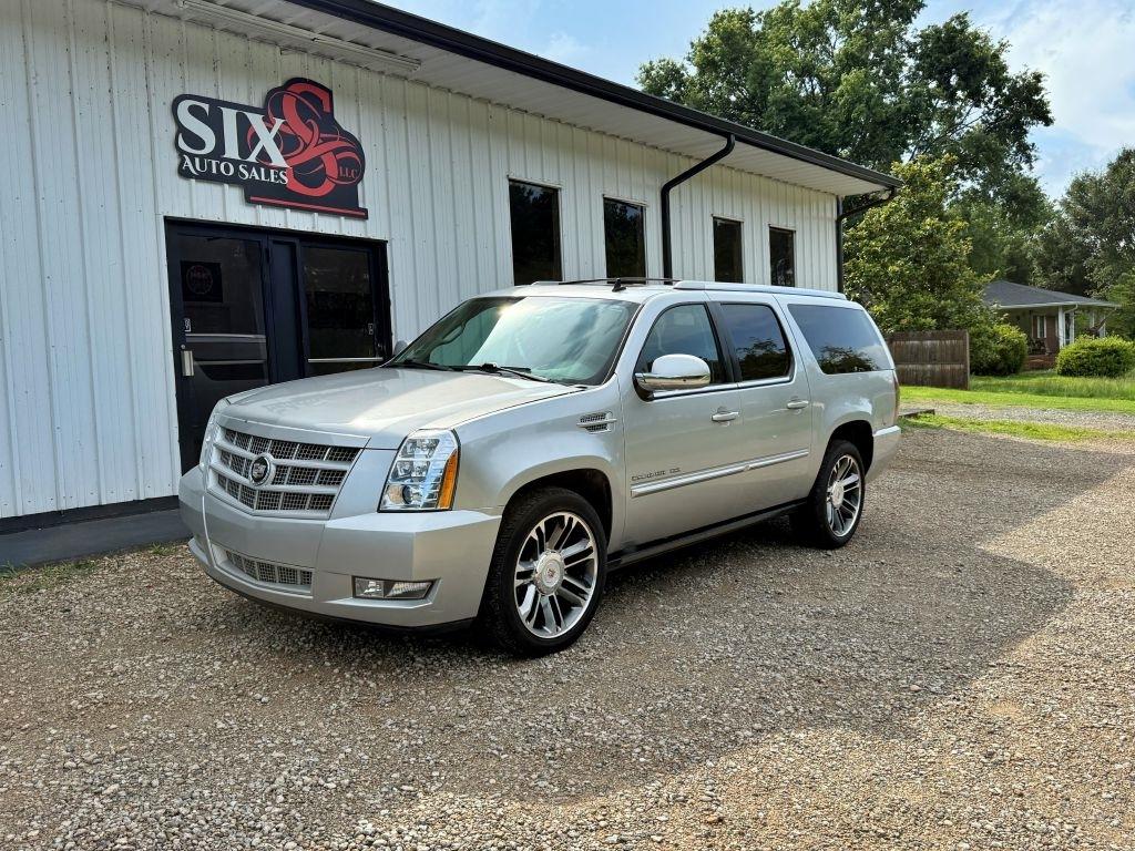 Cadillac Escalade  2013