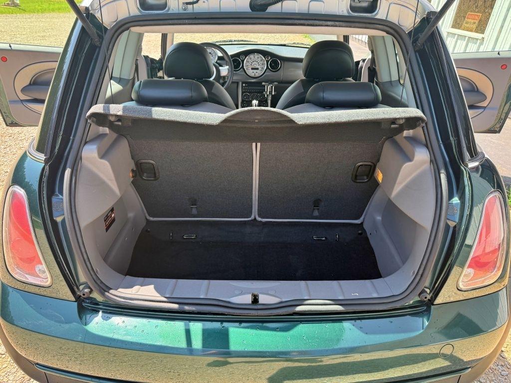 MINI Cooper  2006