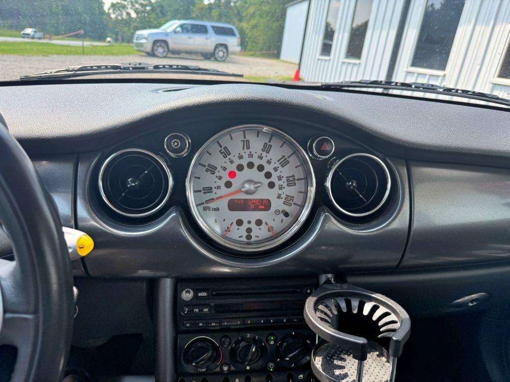 MINI Cooper  2006