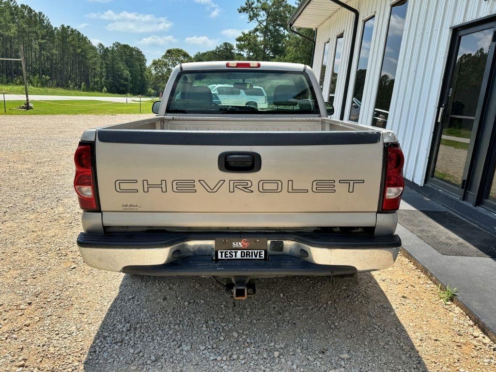 Chevrolet Silverado 1500  2004
