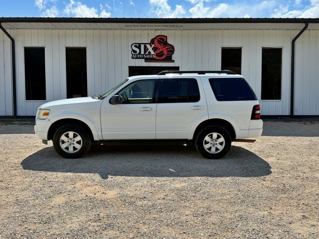 Ford Explorer  2010