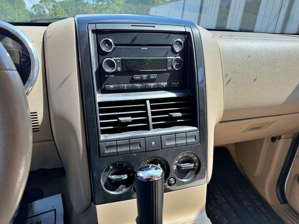 Ford Explorer  2010
