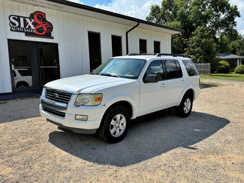Ford Explorer  2010