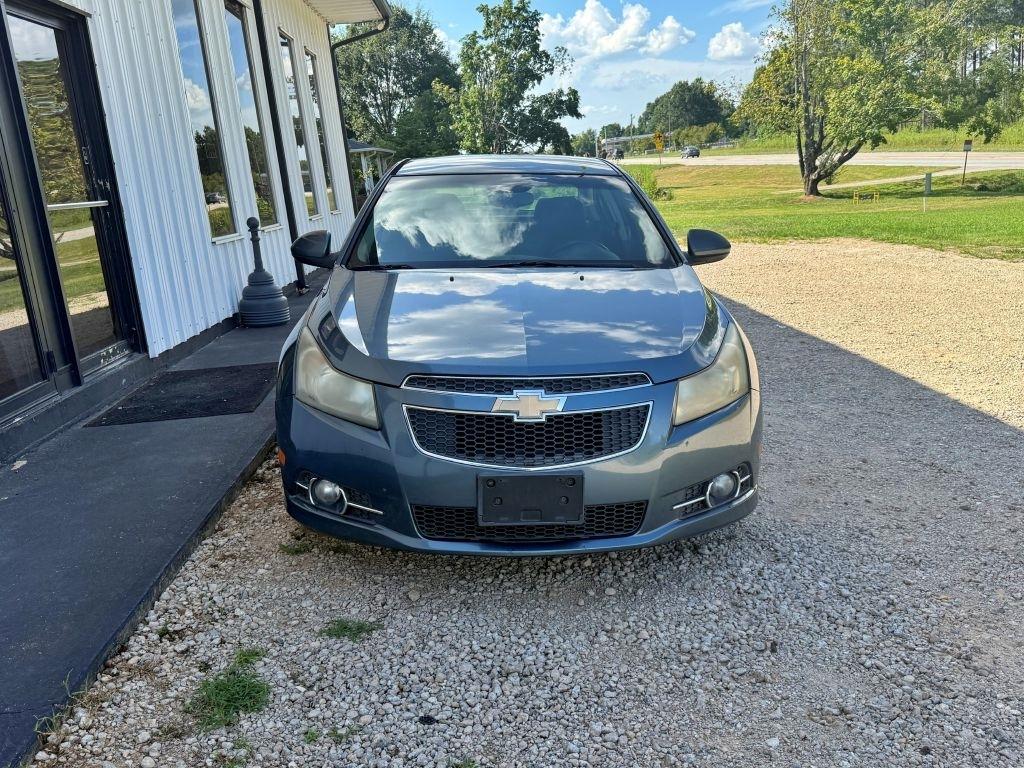 Chevrolet Cruze  2012