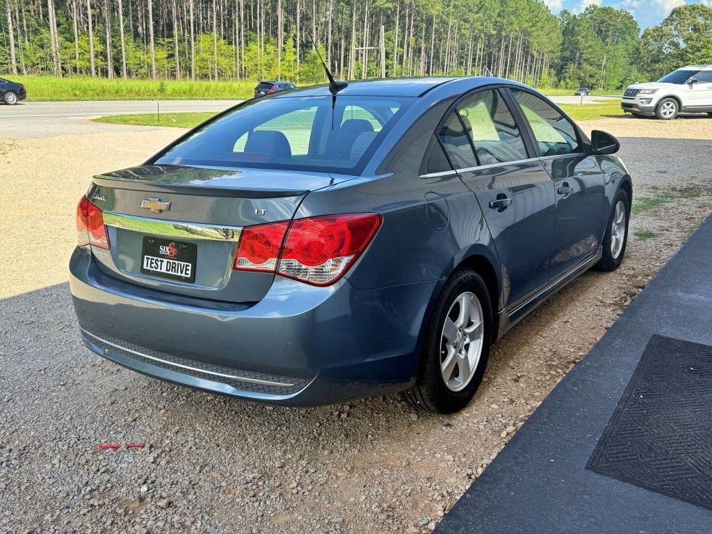 Chevrolet Cruze  2012