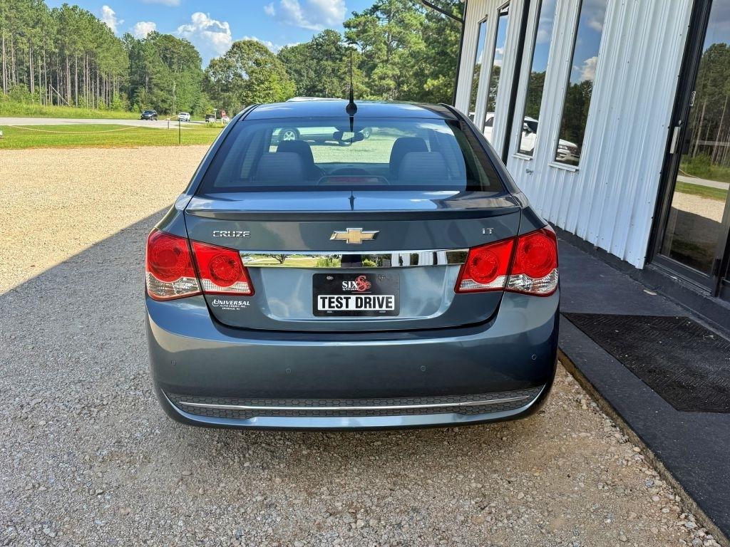 Chevrolet Cruze  2012
