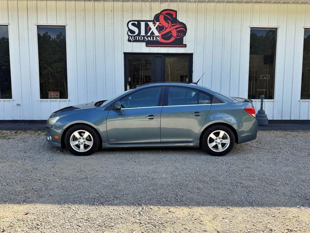Chevrolet Cruze  2012