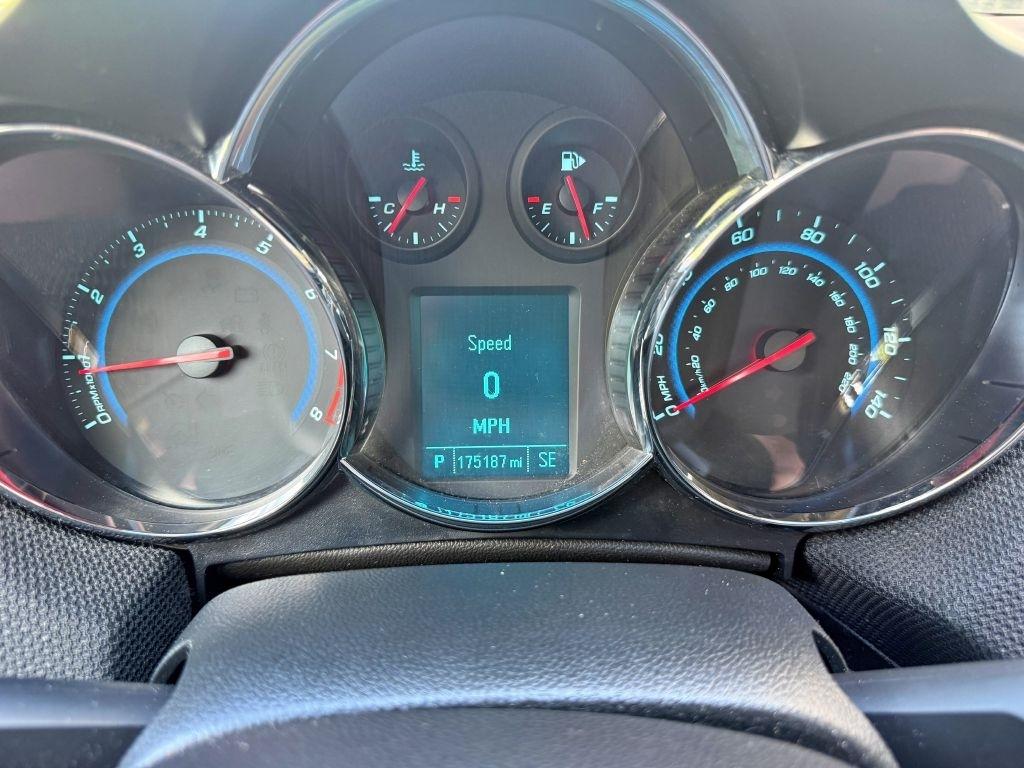 Chevrolet Cruze  2012