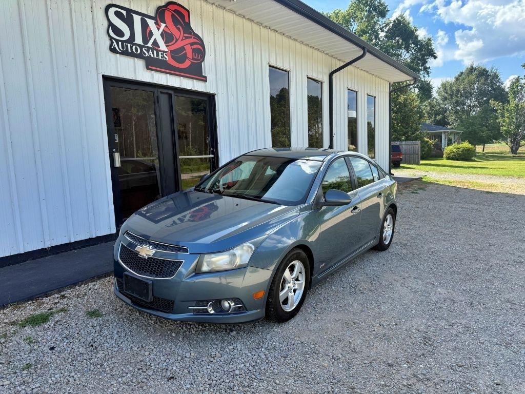 Chevrolet Cruze  2012
