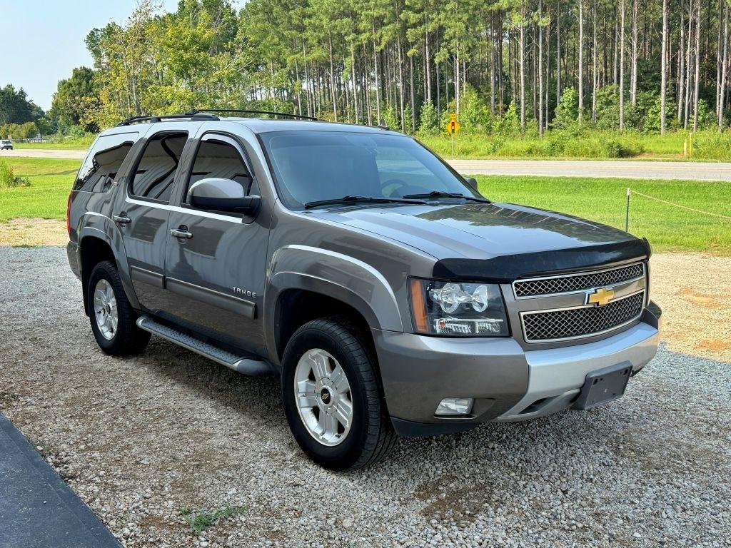 Chevrolet Tahoe  2012