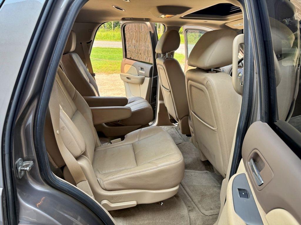 Chevrolet Tahoe  2012