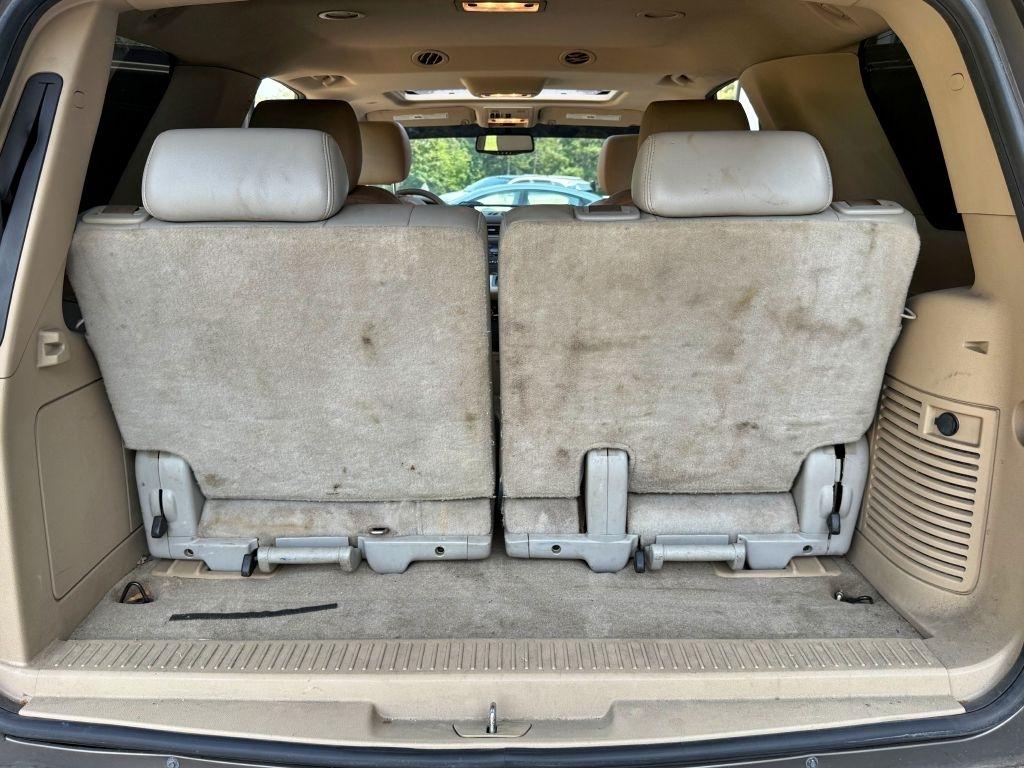 Chevrolet Tahoe  2012