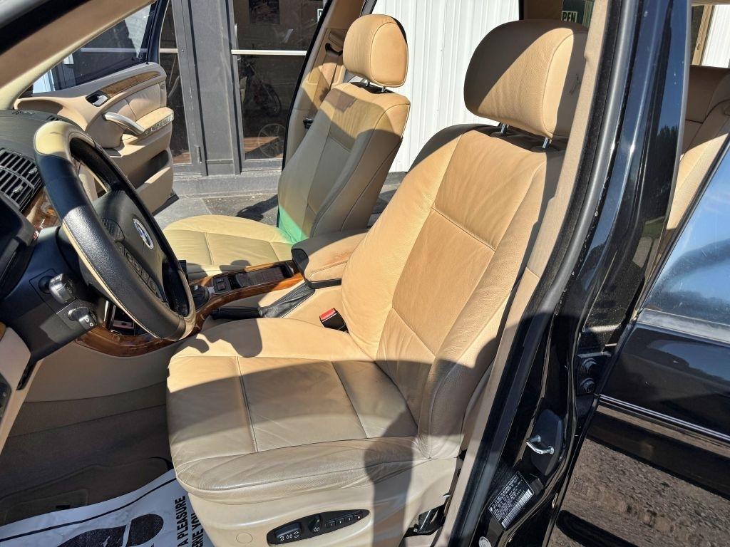 BMW X5  2001
