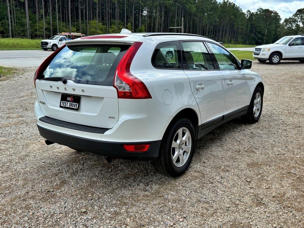 Volvo XC60  2011