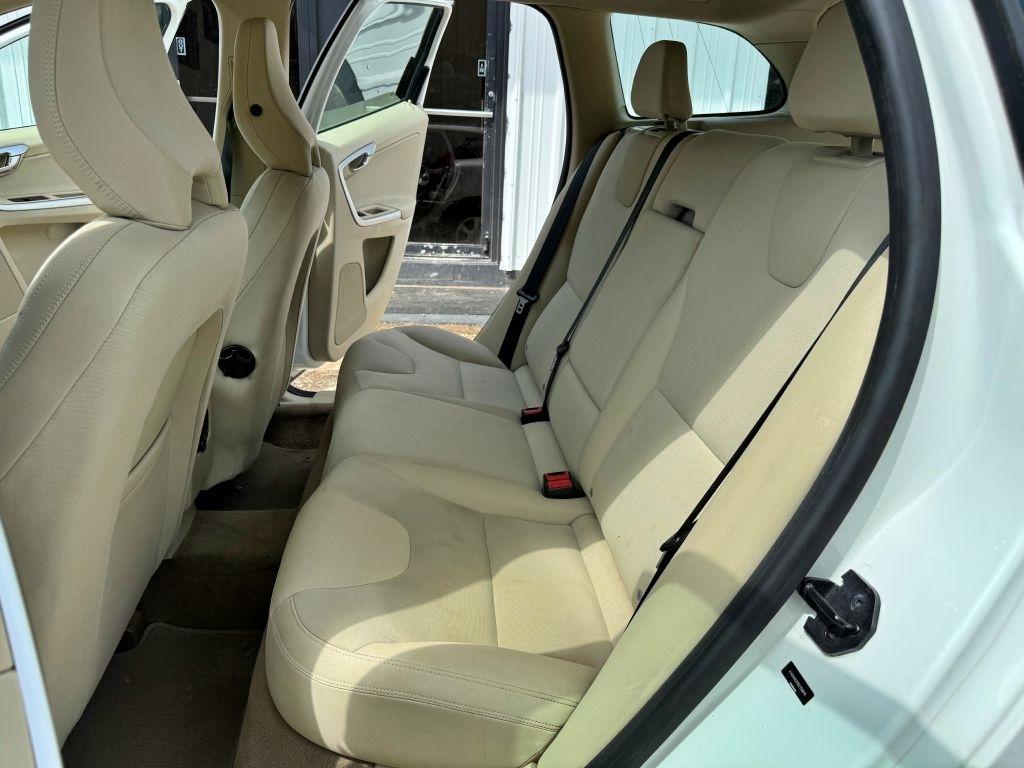 Volvo XC60  2011