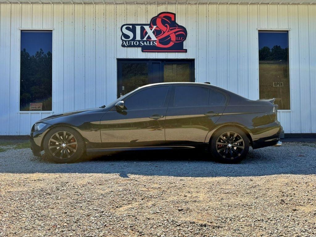 BMW 3-Series  2011